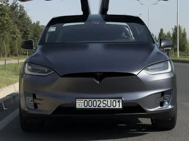 Tesla Model X, 2018