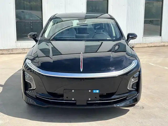 Hongqi E-QM5, 2026