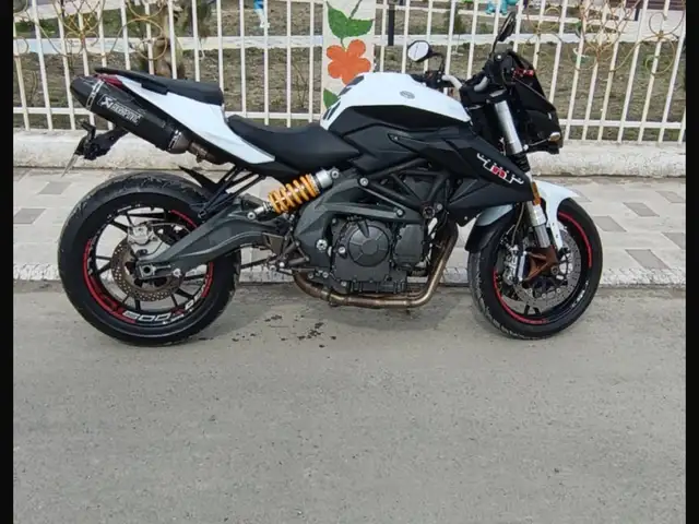 Мотоцикл Benelli TNT 600