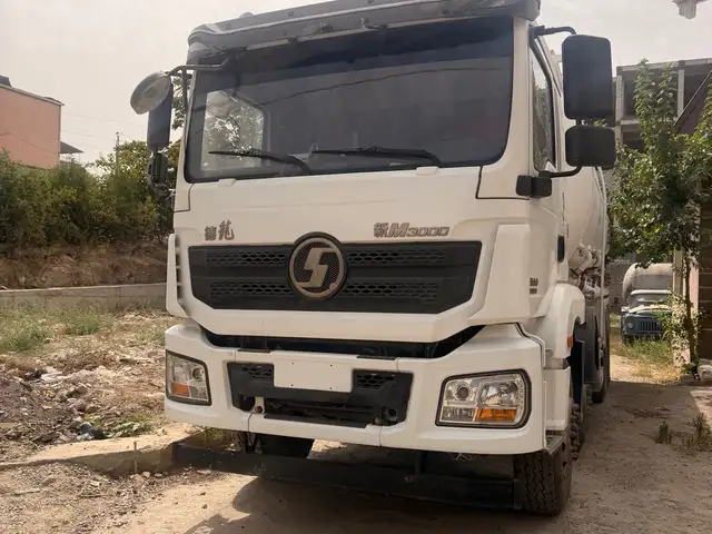 Цементовоз Shacman M3000, 2019