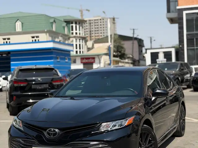 Toyota Camry, 2019