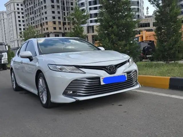 Toyota Camry, 2019