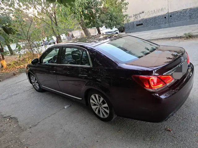 Toyota Avalon, 2012